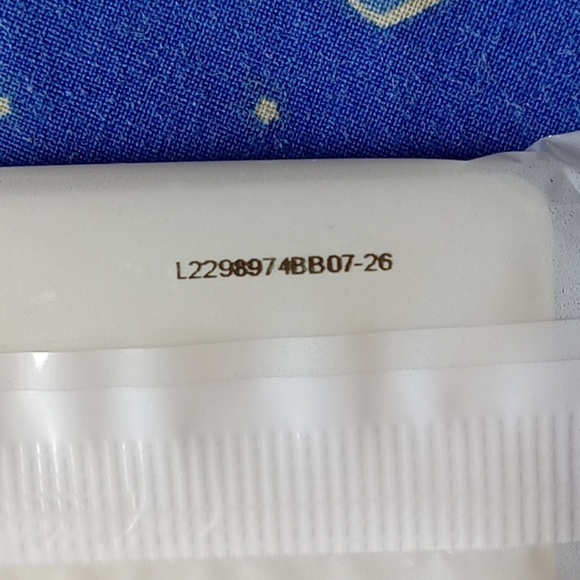 12 x EcoLOGICAL Cleansing Bar Soap Travel Size Hotel Soap Gift Stocking Stuffer - Picture 5 of 5